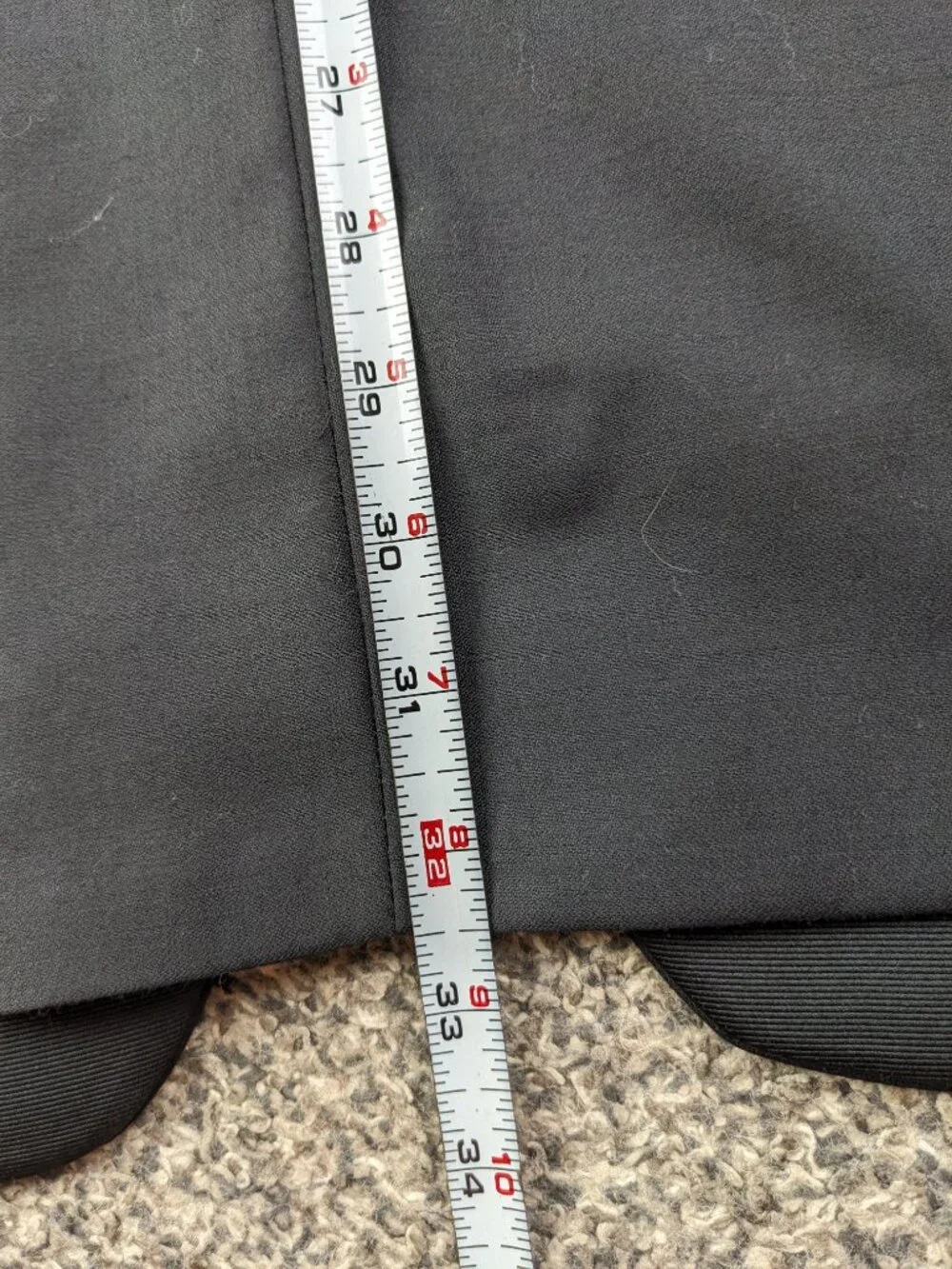Jos A Bank 48L Tuxedo 2 PC Suit Wool Signature Collection Peak Lapel Black 42x32